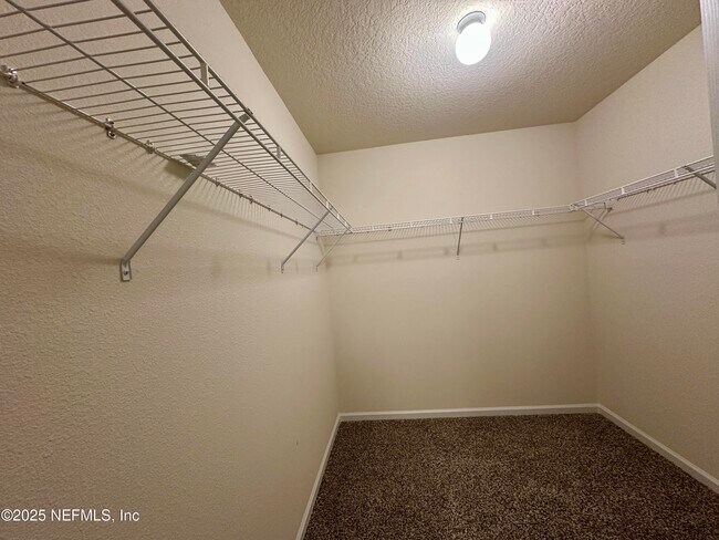 Building Photo - 3330 Lawton Pl