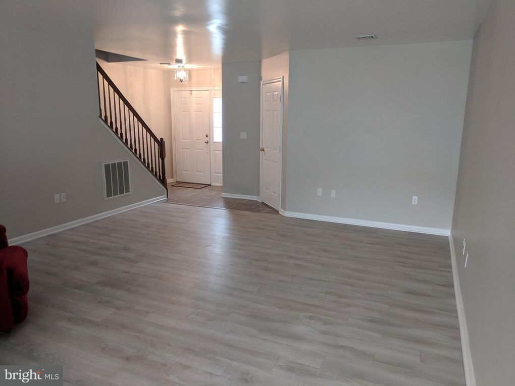 living room - 7230 Clearfield St