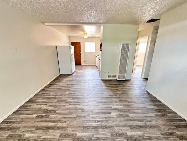 Building Photo - 3215 Morris St NE