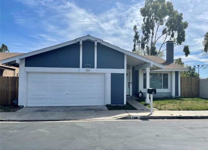 Front View of the House - 5918 Sky Meadow St