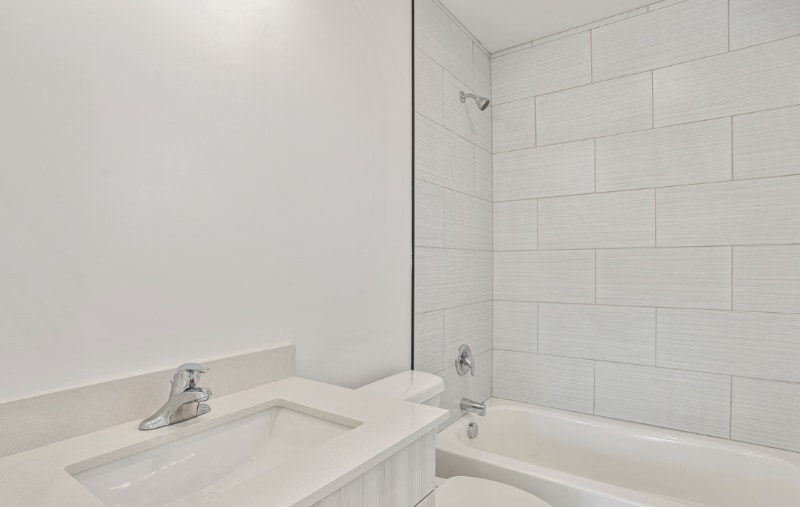 Building Photo - 321 E 2100 S