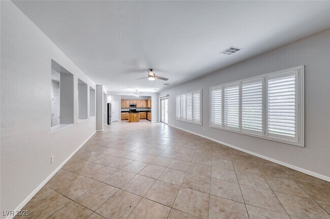 Building Photo - 259 Oakbrook Ridge Ave