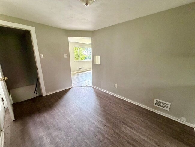 Building Photo - Comfortable 3-Bedroom Ranch with Yard, Garage & Bonus Basement Space