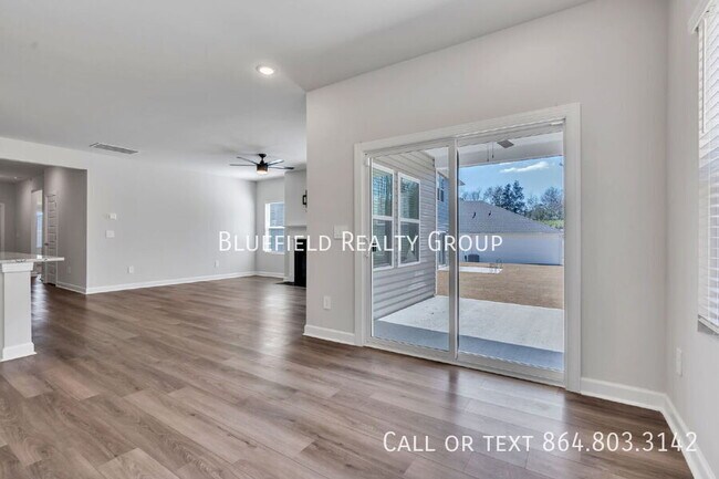 Building Photo - 442 Harben Dr