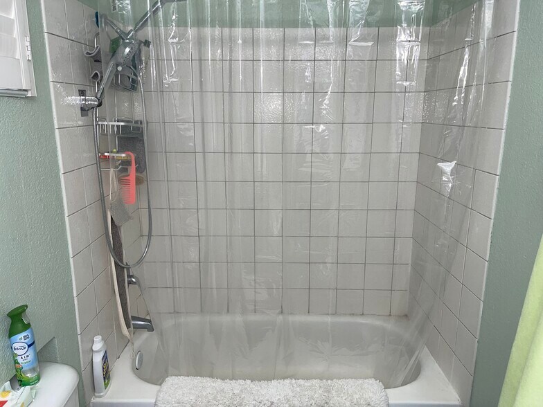 Building Photo - 15040 Los Gatos Blvd