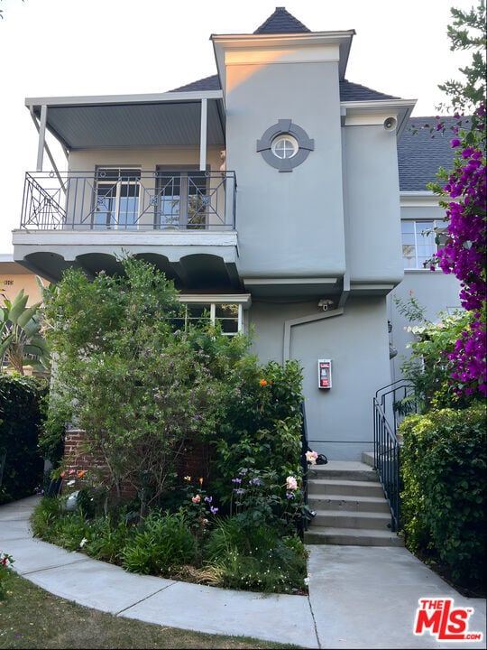 Building Photo - 1441 Hayworth Ave