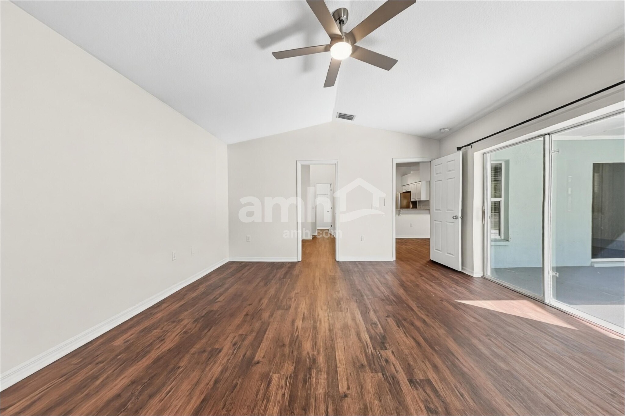 Building Photo - 1443 Baythorn Dr