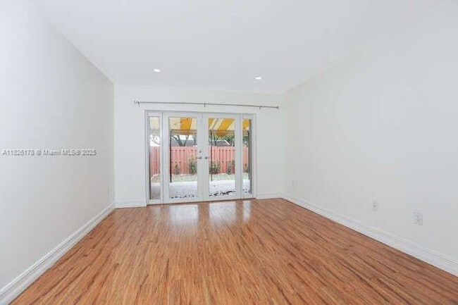 Building Photo - 7126 Ballantrae Ct