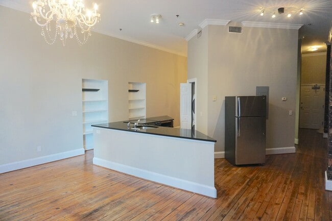 Building Photo - STUDIO | HISTORIC DISTRICT | BROUGHTON STREET