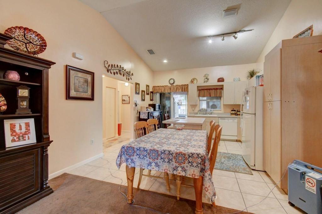 Building Photo - 4870 Purdy Ln