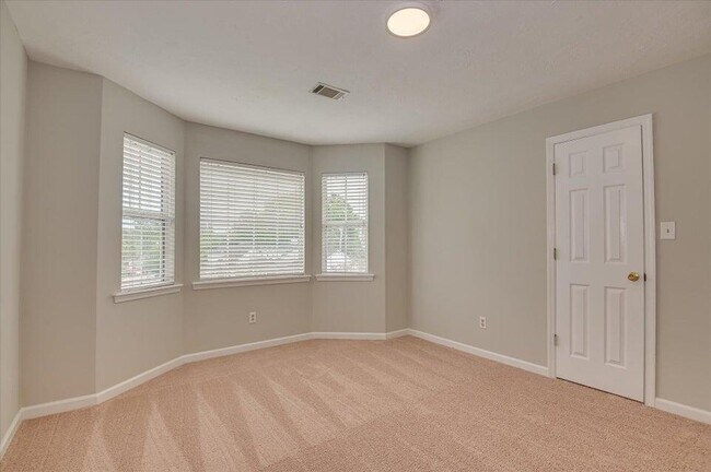 Building Photo - 4159 Saddle Horn Dr