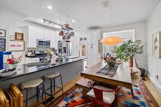 Building Photo - Beautiful, Spacious and Convenient in the HEART of DC