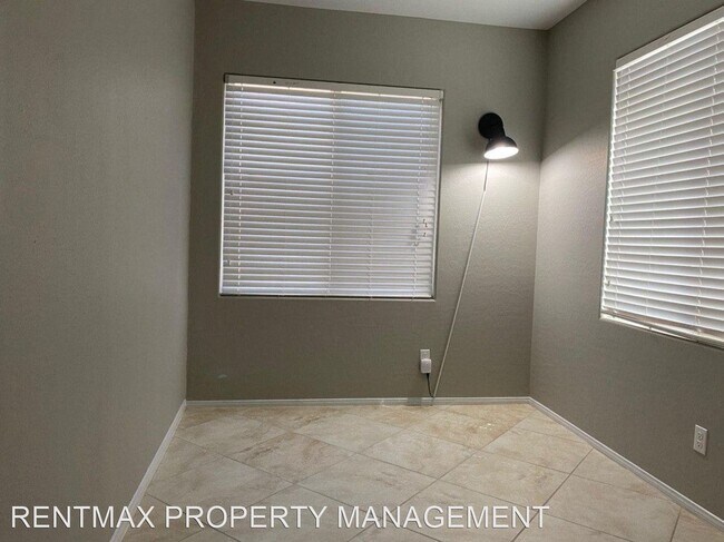 Building Photo - 4 br, 2.5 bath House - 688 CALAMUS PALMS PL