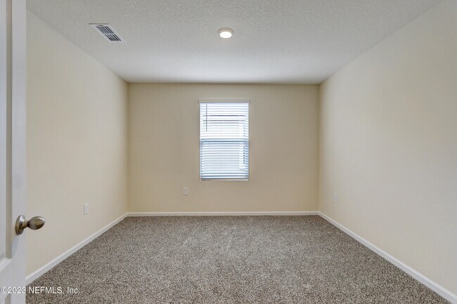 Building Photo - 3307 Lawton Pl