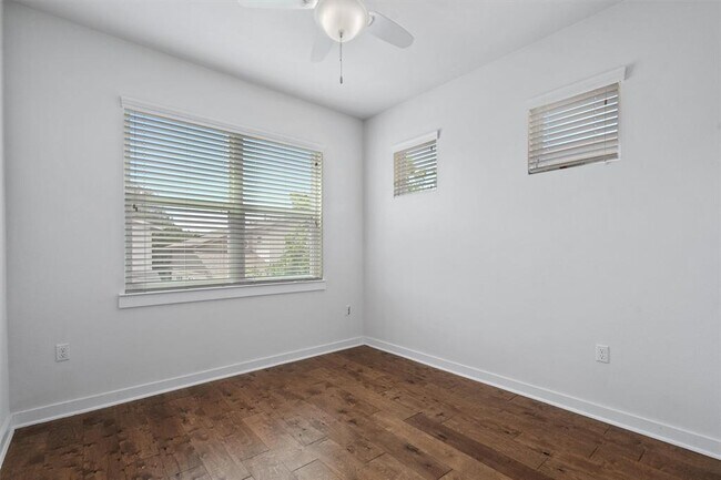 Building Photo - 8940 Parker Ranch Cir