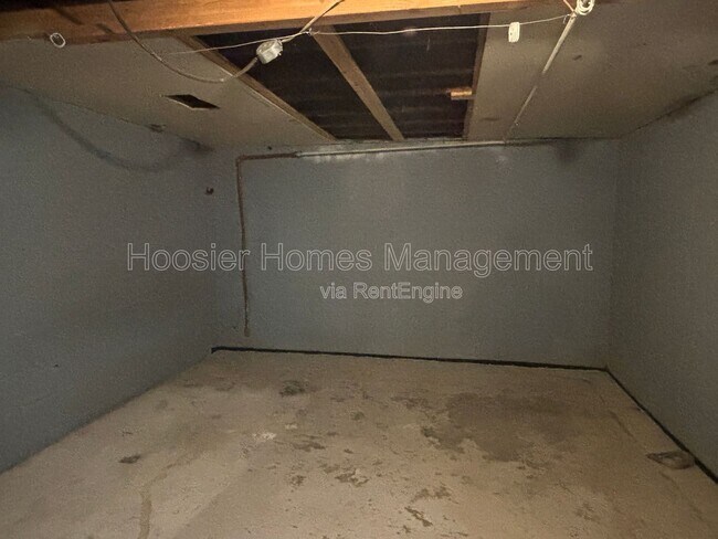 Building Photo - 932 N Leland Ave