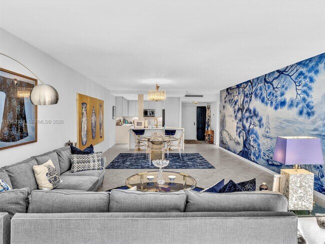 Building Photo - 101 Crandon Blvd