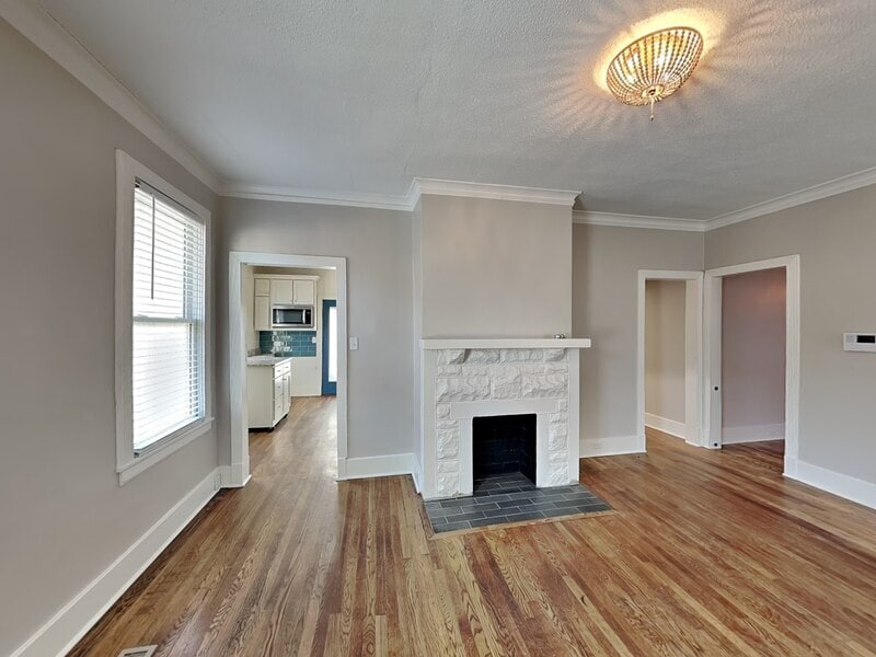 Building Photo - 815 N Watkins St