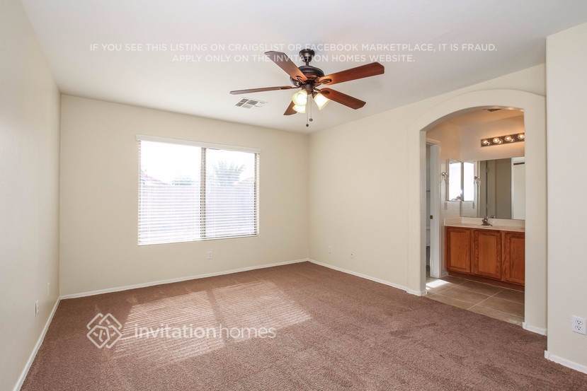 Building Photo - 13167 W Caribbean Ln