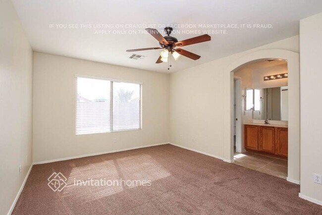 Building Photo - 13167 W Caribbean Ln