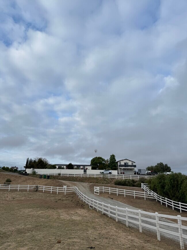 Building Photo - 36070 Valencia Way