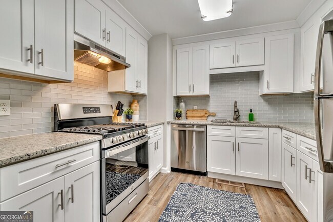 Building Photo - 4589 Ryan Rd