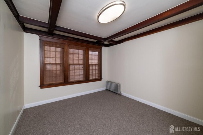 Building Photo - 684 Amboy Ave