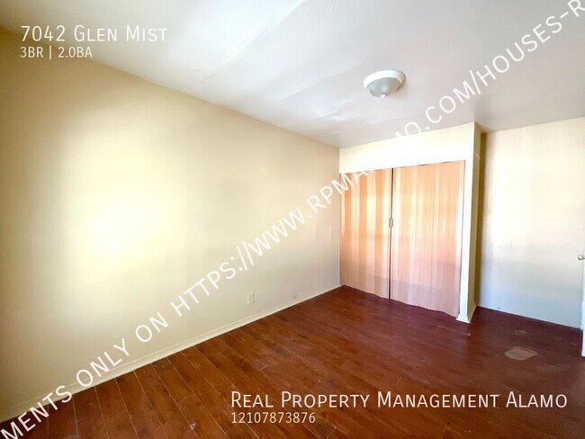 Building Photo - 7042 Glen Mist