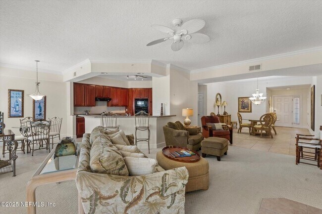 Building Photo - 215 S Ocean Grande Dr