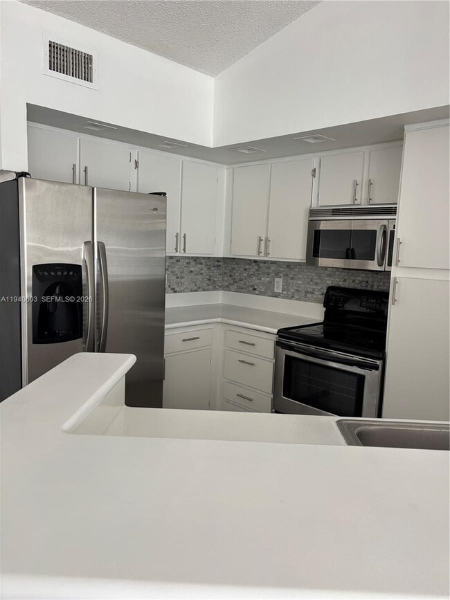 Building Photo - 457 Vista Isles Dr