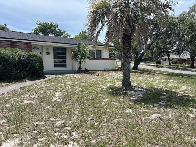 Building Photo - 1241 Pilgrim Rd