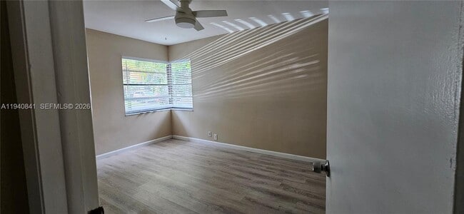 Building Photo - 1451 W Sandpiper Cir