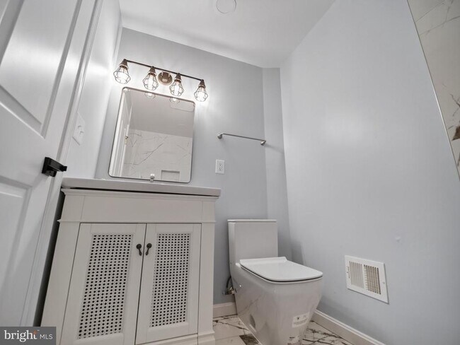 Building Photo - 4107 4th St NW