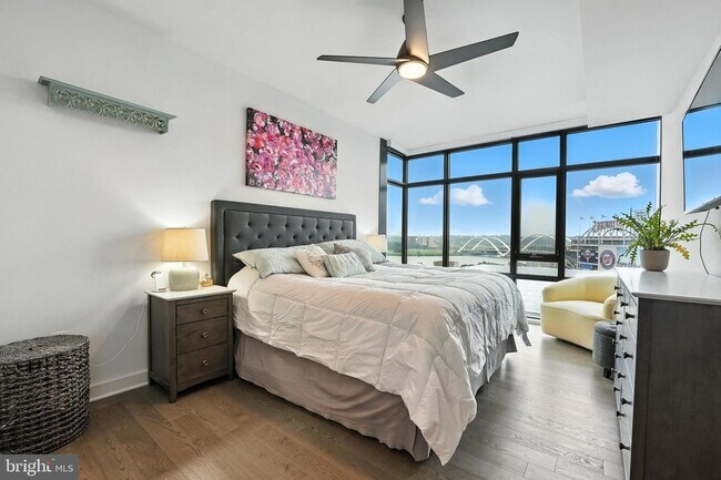 Building Photo - 70 N Street SE Unit 913