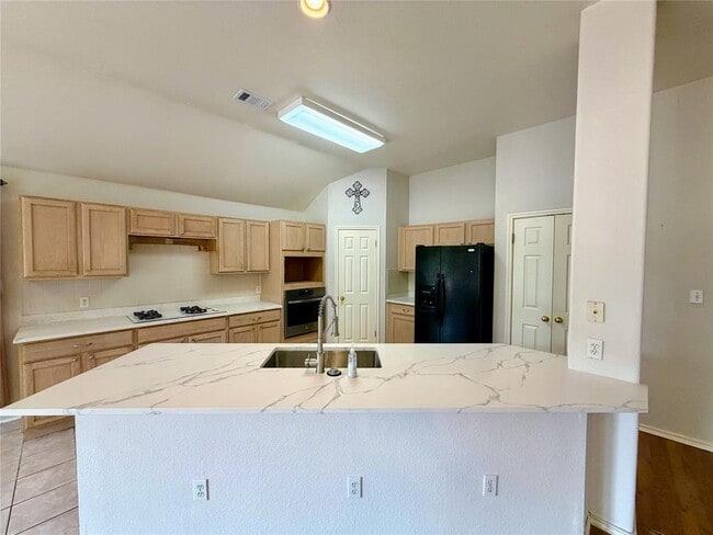 Building Photo - 8618 Columbia Falls Dr