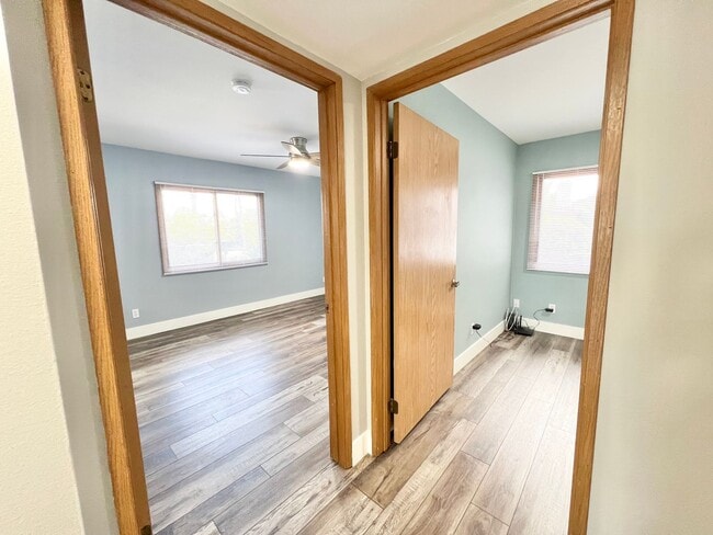 Building Photo - Spacious 2 Bedroom, 2 Bath Condo in Desira...