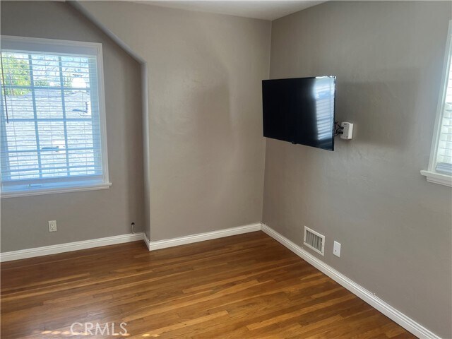 Building Photo - 3383 Broadmoor Blvd N
