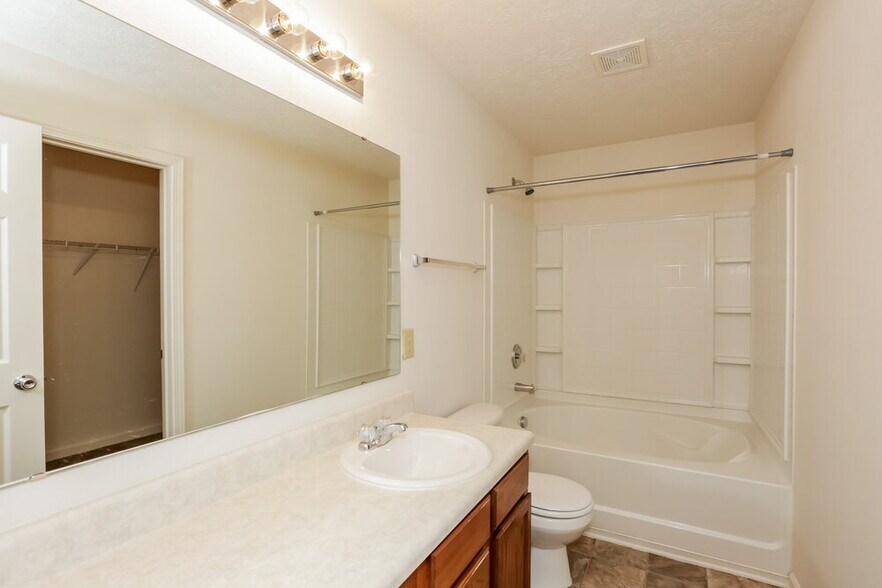 Building Photo - 12328 Stowe Acres Dr