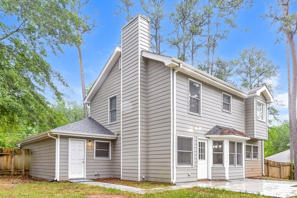 Building Photo - 3811 Eden Glen Dr SE