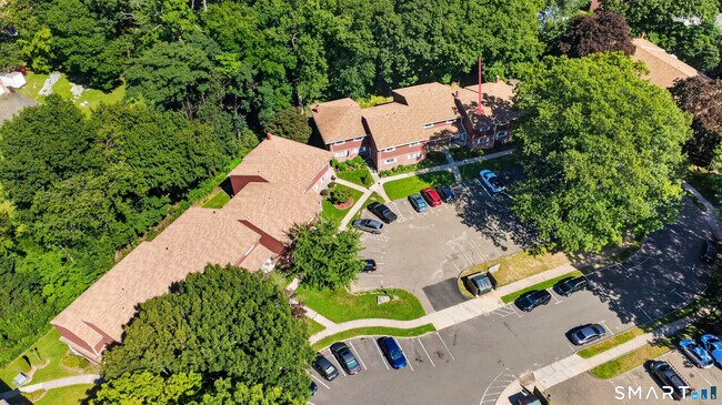 Building Photo - 236 Edgemoor Rd