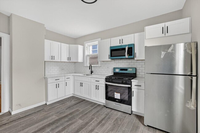 Building Photo - 107 Brown Pl