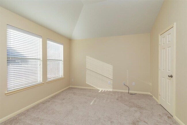 Building Photo - 15807 Sarasam Creek Ct