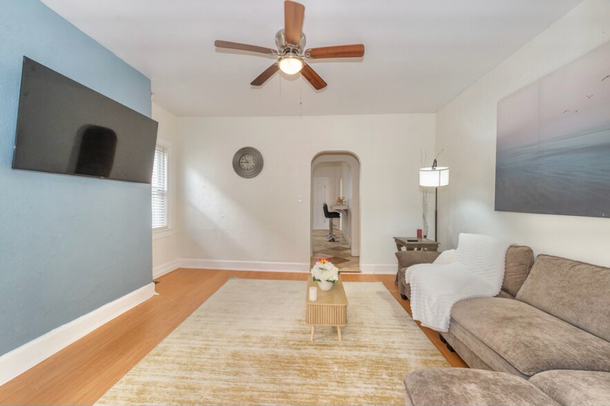 Building Photo - 45 Essex Ave