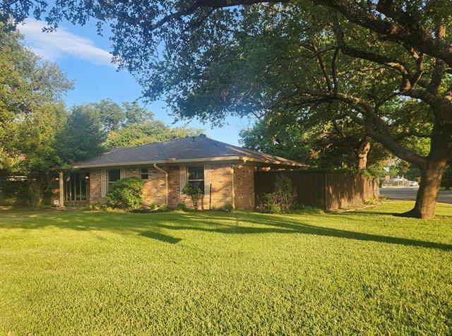 Building Photo - 3410 Whitehall Dr