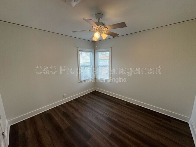 Building Photo - 59 W Castle St