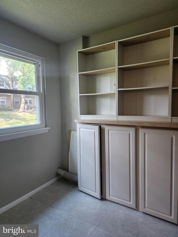Building Photo - 132 Meadowview Ln