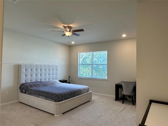 Building Photo - 4950 Eucalyptus Dr