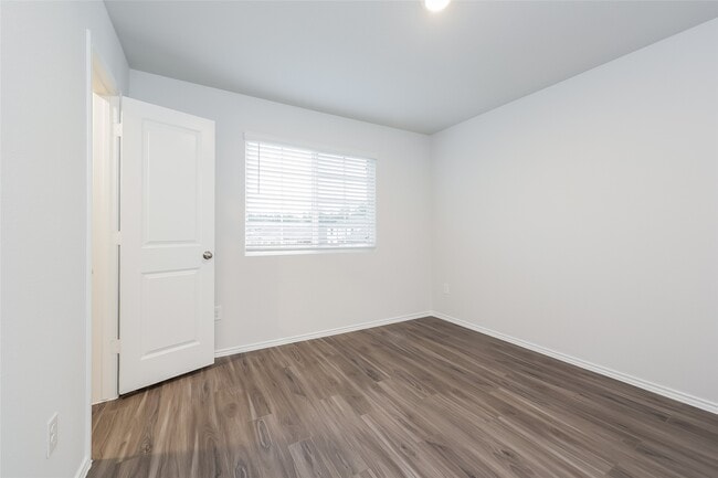 Building Photo - 13456 White Ibis St