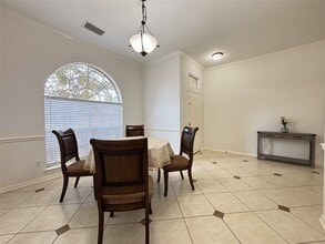 Building Photo - 1814 Senca Springs Ct