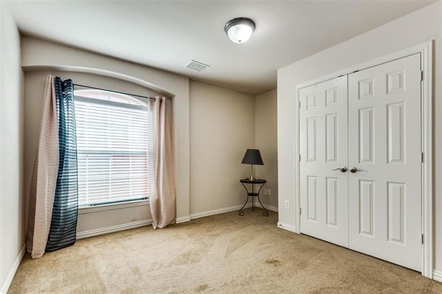 Building Photo - 8730 Manhattan Ave